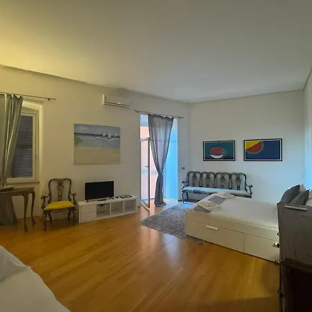 A Terrace Above Ancient * Rom